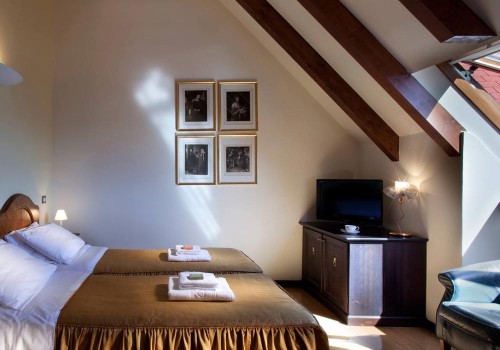 Emozione in the Manor no. 16 - Dormer window to the Lake