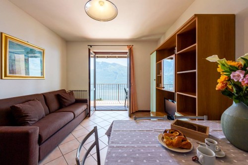 RESIDENCE RUCULÌ - Trilocale vista lago